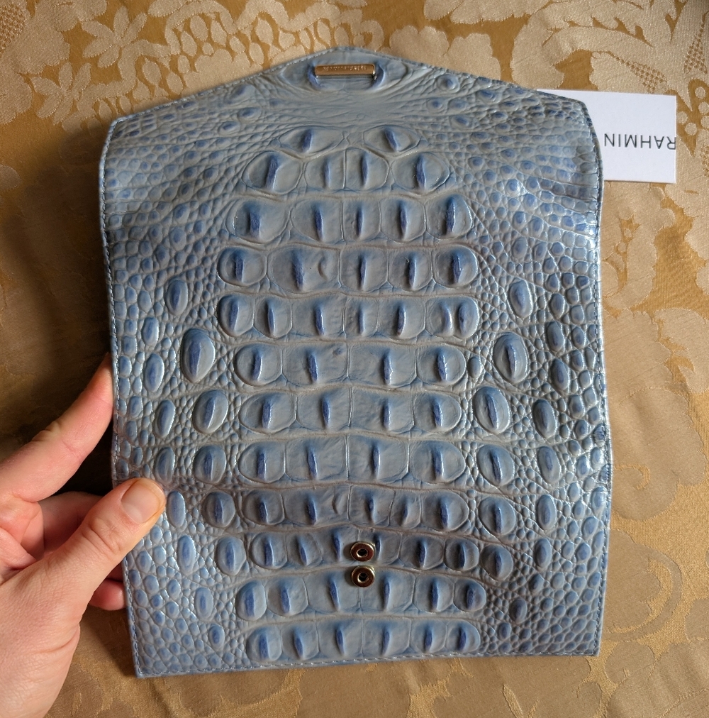 Veronica Croc Embossed Leather Wallet - Picture 5 of 6